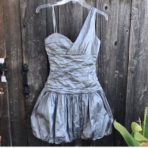 BCBGMAXAZRIA One Shoulder Bubble Hem Dress NEW Size 4 Silver Gray